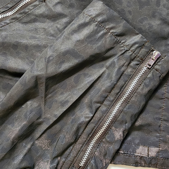 Helmut Lang Reflective Leopard Zip-Up Jacket Size Large MSRP $635 NWT - Picture 5 of 16